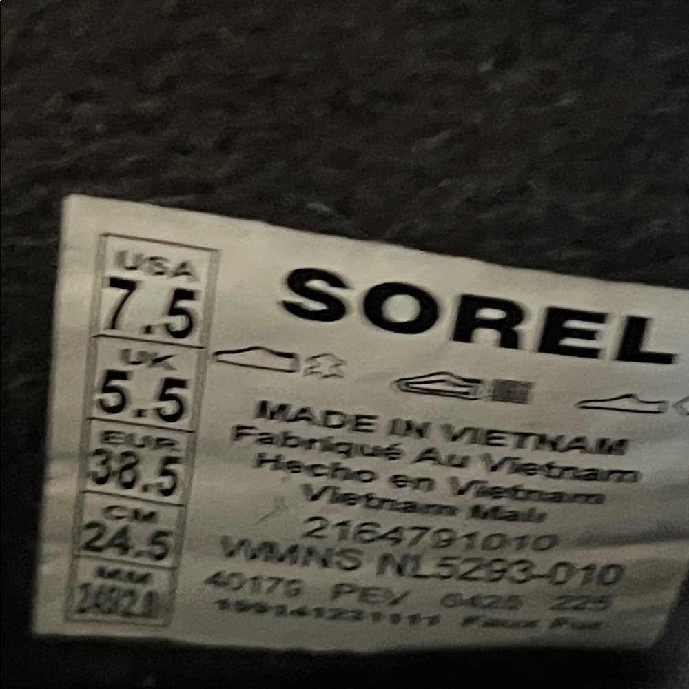 NWT SOREL Aspen Collection Ona Ave Alpine Lux Boots - Picture 5 of 6